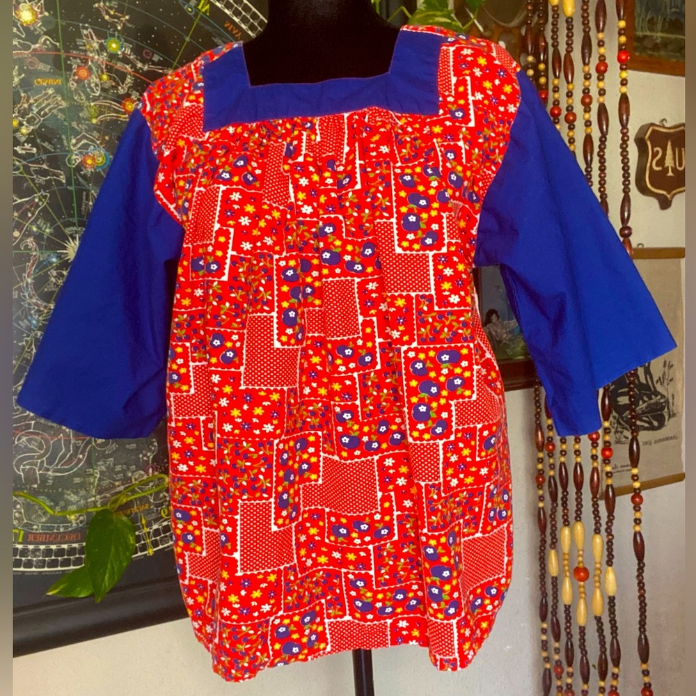 VTG 70’s Bohemian Flowy Top! Bell Sleeves. Cotton. USA. Great shape! OSFM.
